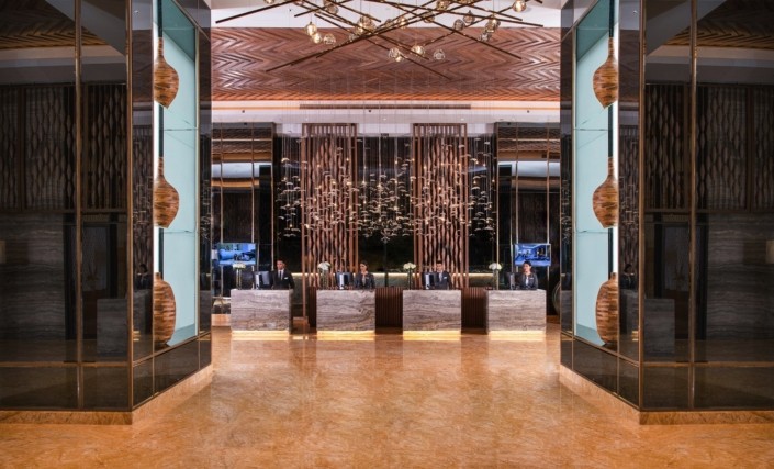 p14 1. reception lobby